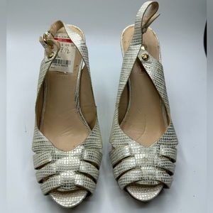 Guess open toe heels size 7.5